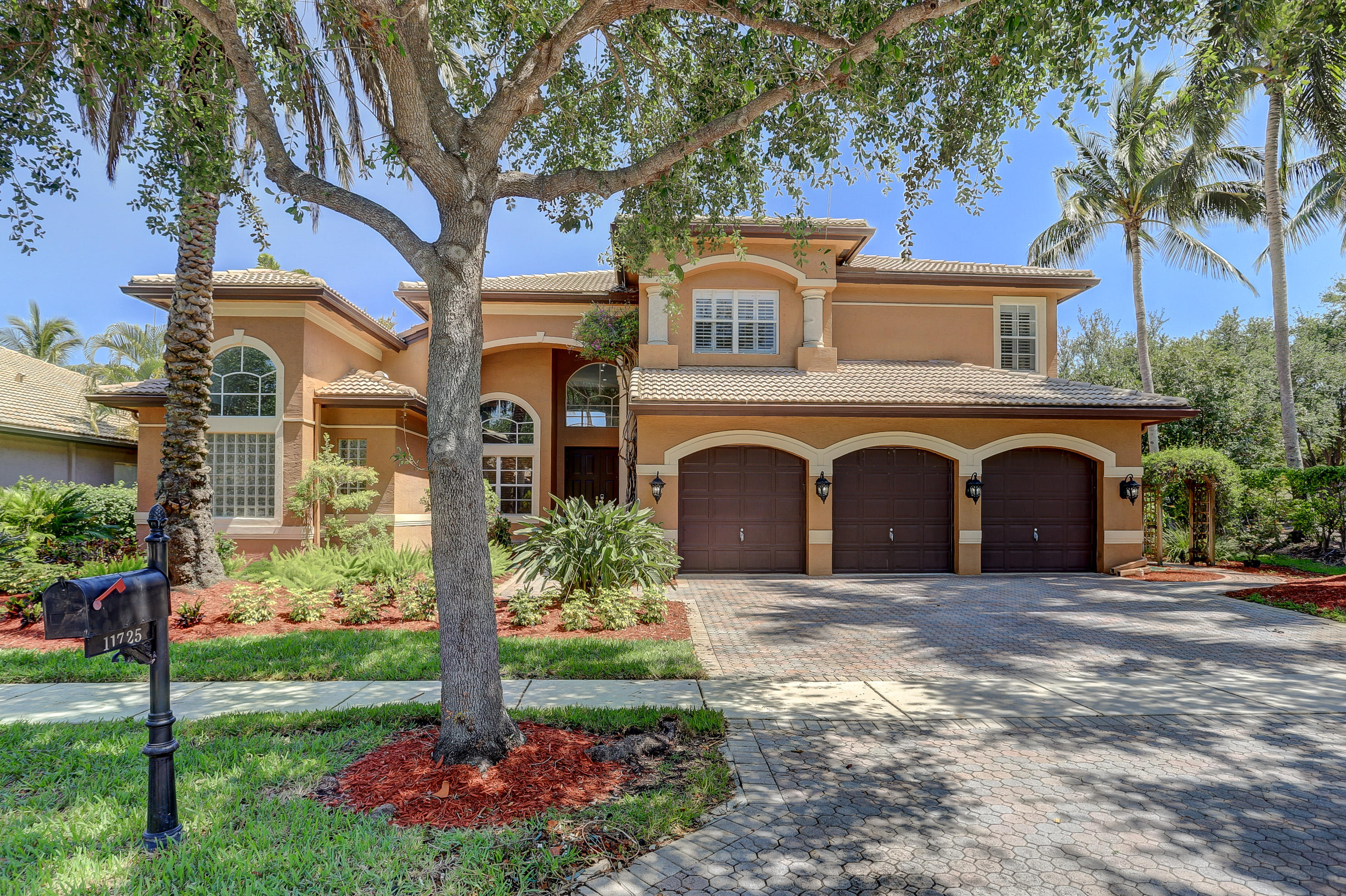 11725 Watercrest Lane Boca Raton, FL 33498 - Photo 3 of 80 IMG_6188_89_90_91_92