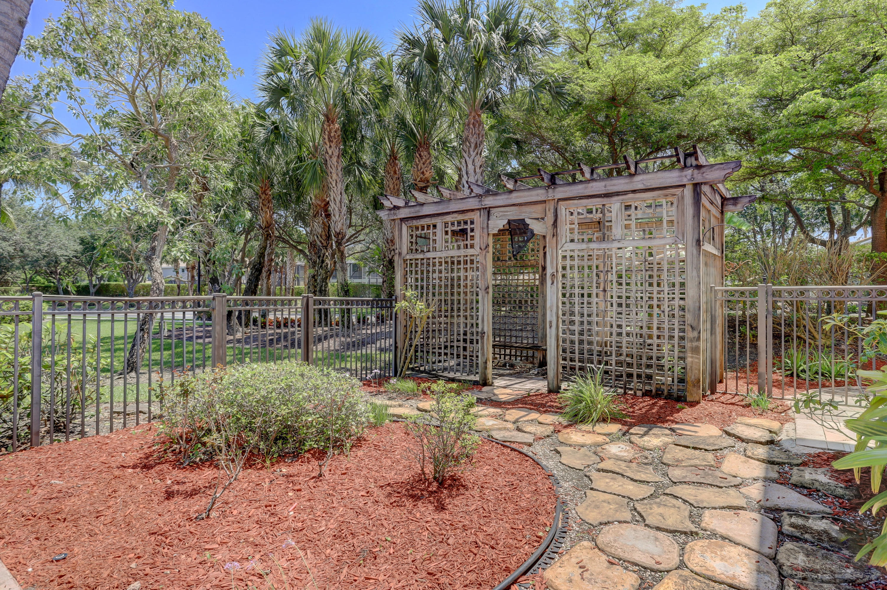 11725 Watercrest Lane Boca Raton, FL 33498 - Photo 52 of 80 IMG_6438_39_40_41_42