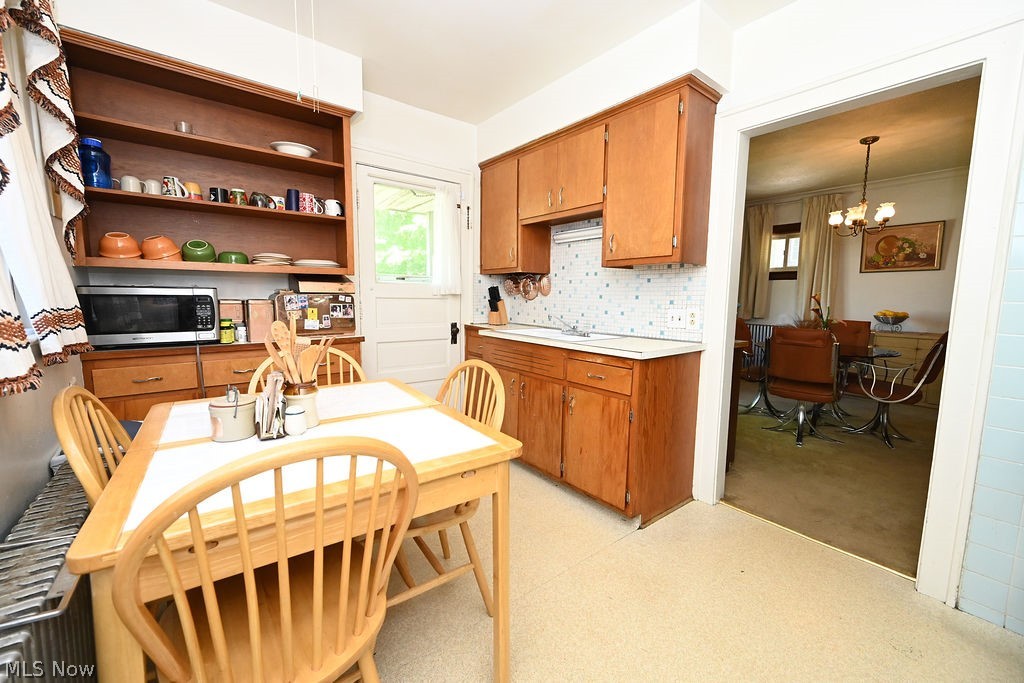 1851 Haldane Road Cleveland, OH 44112 - Photo 18 of 30