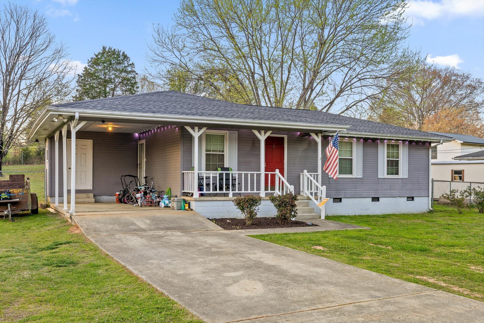 138 Sunset Drive Whitwell, TN 37397 - Photo 21 of 46 a front view of a house with garden