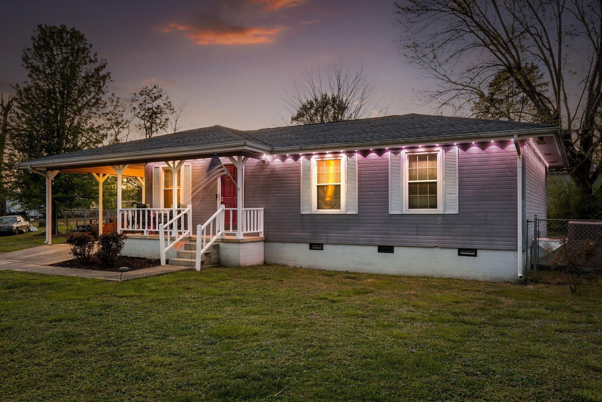 138 Sunset Drive Whitwell, TN 37397 - Photo 36 of 46 a front view of house with yard