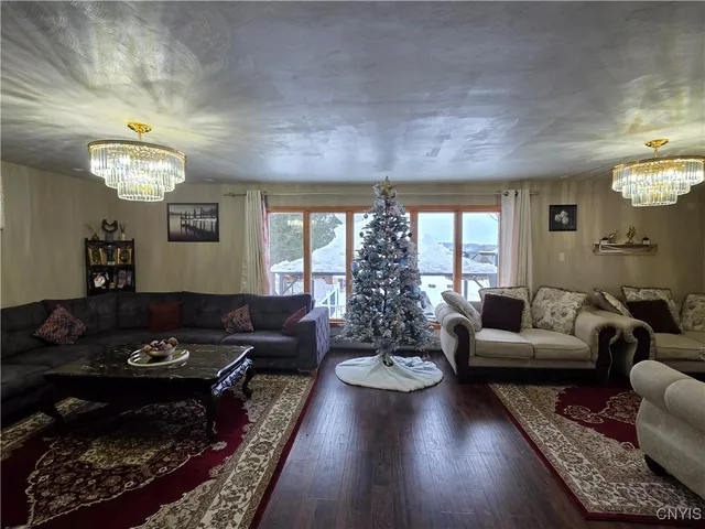 $429,999 | 140 Cross Street, Whitestown, NY 13495