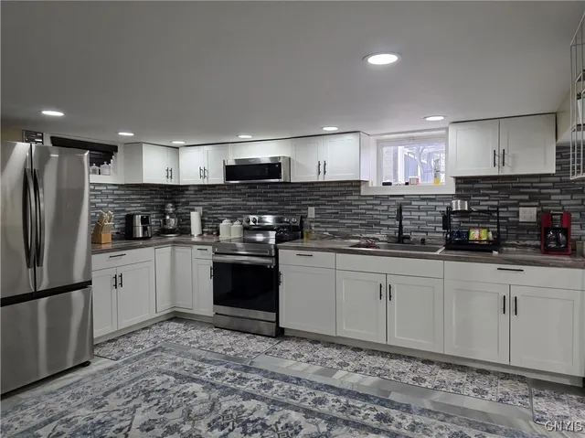 $429,999 | 140 Cross Street, Whitestown, NY 13495