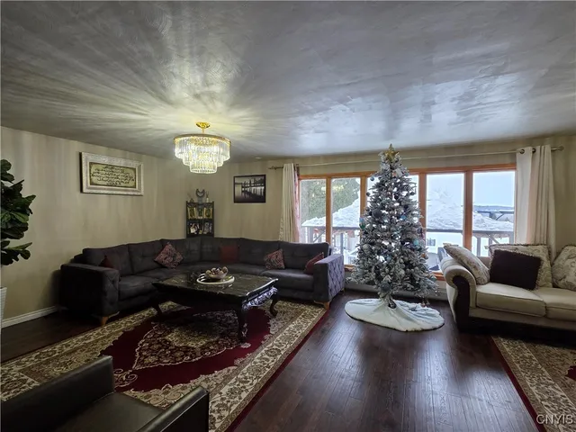 $429,999 | 140 Cross Street, Whitestown, NY 13495