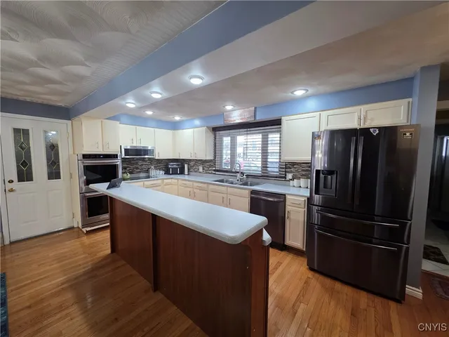 $429,999 | 140 Cross Street, Whitestown, NY 13495