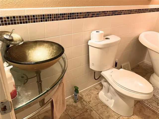 $395,000 | 2015 Vista Del Sol Circle, Unit 108, Lutz, FL 33558