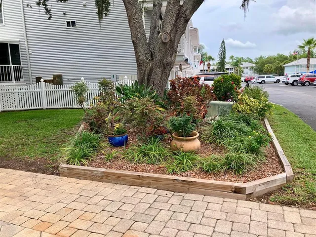 $395,000 | 2015 Vista Del Sol Circle, Unit 108, Lutz, FL 33558