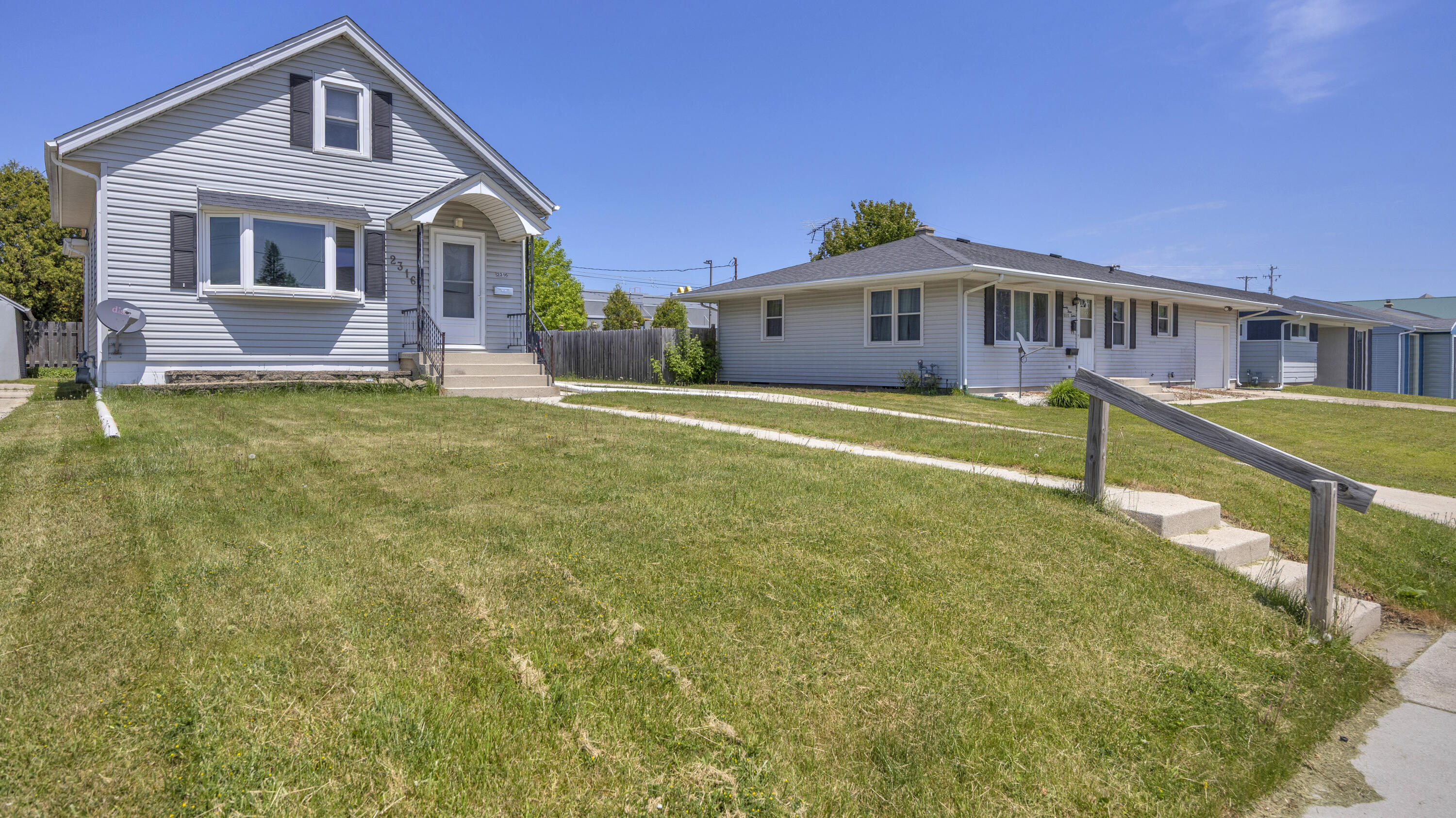 2316 Main Avenue Sheboygan, WI 53083 - Photo 19 of 20 Front Yard 1