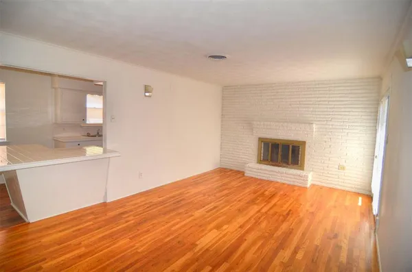 $2,150 | 2528 St Francis Avenue, Dallas, TX 75228