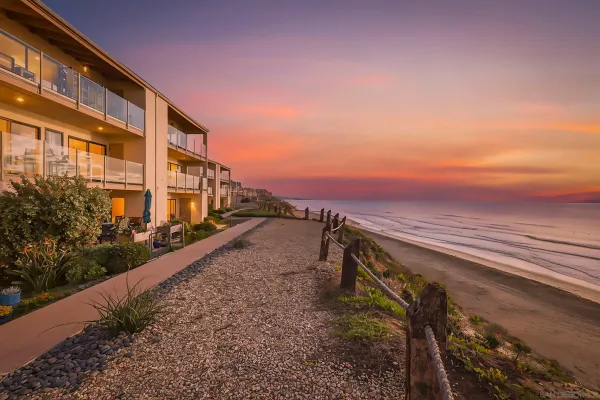 $2,421,500 | 441 South Sierra Avenue, Unit 208, Solana Beach, CA 92075