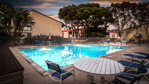 $2,421,500 | 441 South Sierra Avenue, Unit 208, Solana Beach, CA 92075