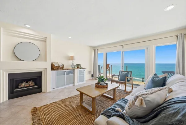 $2,421,500 | 441 South Sierra Avenue, Unit 208, Solana Beach, CA 92075