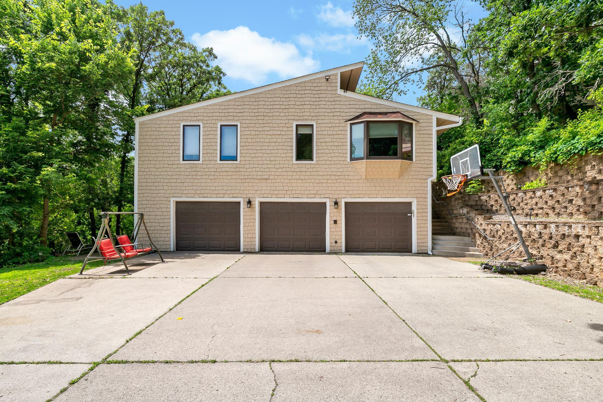 955 McKnight Road South St. Paul, MN 55119 - Photo 1 of 1 Gallery Image 1