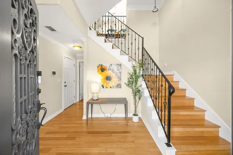 $550,000 | 609 Gardner Street, Houston, TX 77009