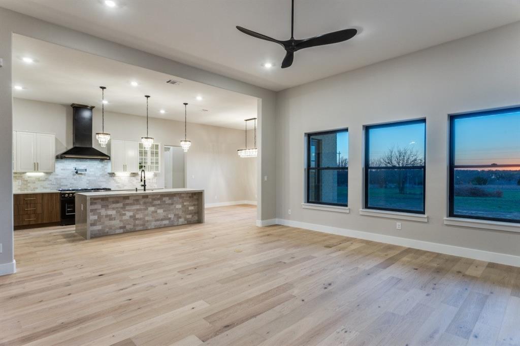 6306 Starlight Ranch Road Godley, TX 76044 - Photo 11 of 40