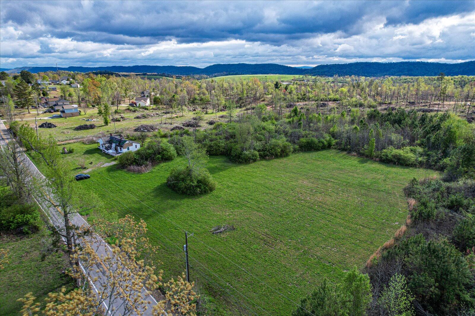 4210 Pattentown Road Ooltewah, TN 37363 - Photo 7 of 18 07-4210 Pattentown Rd-7