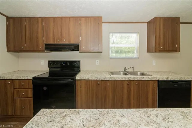 $164,900 | 1481 Airport Road, Hamlet, NC 28345