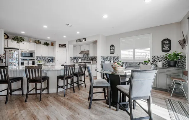 $759,000 | 928 Skansen Street, Kingsburg, CA 93631