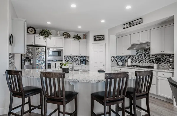 $739,000 | 928 Skansen Street, Kingsburg, CA 93631