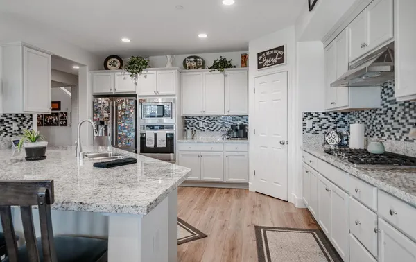 $739,000 | 928 Skansen Street, Kingsburg, CA 93631