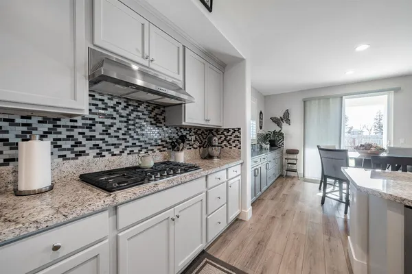 $729,000 | 928 Skansen Street, Kingsburg, CA 93631