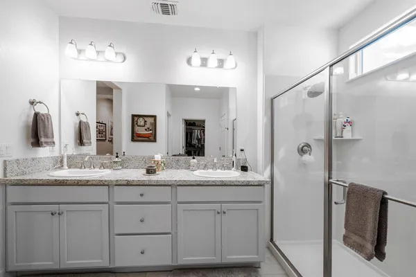 $729,000 | 928 Skansen Street, Kingsburg, CA 93631