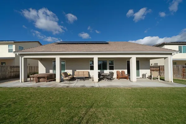 $729,000 | 928 Skansen Street, Kingsburg, CA 93631
