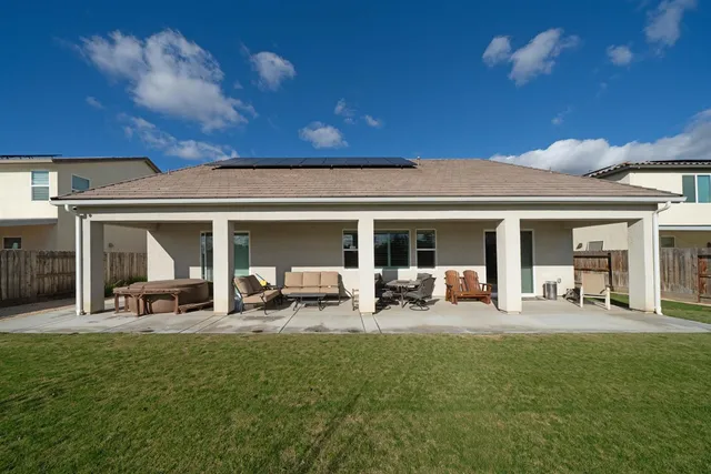 $759,000 | 928 Skansen Street, Kingsburg, CA 93631