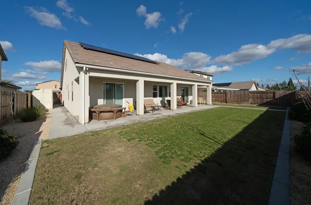 $759,000 | 928 Skansen Street, Kingsburg, CA 93631