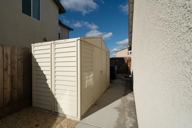 $759,000 | 928 Skansen Street, Kingsburg, CA 93631