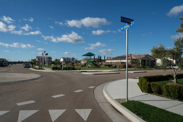 $759,000 | 928 Skansen Street, Kingsburg, CA 93631