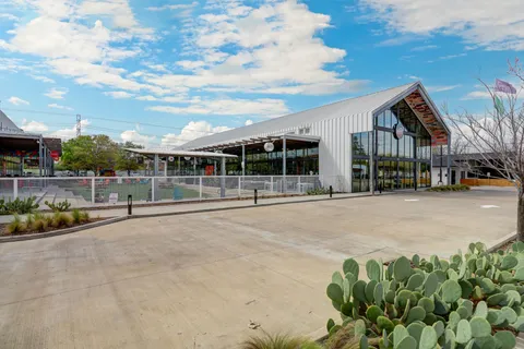 $1,200,000 | 1802 Wakefield Drive, Houston, TX 77018