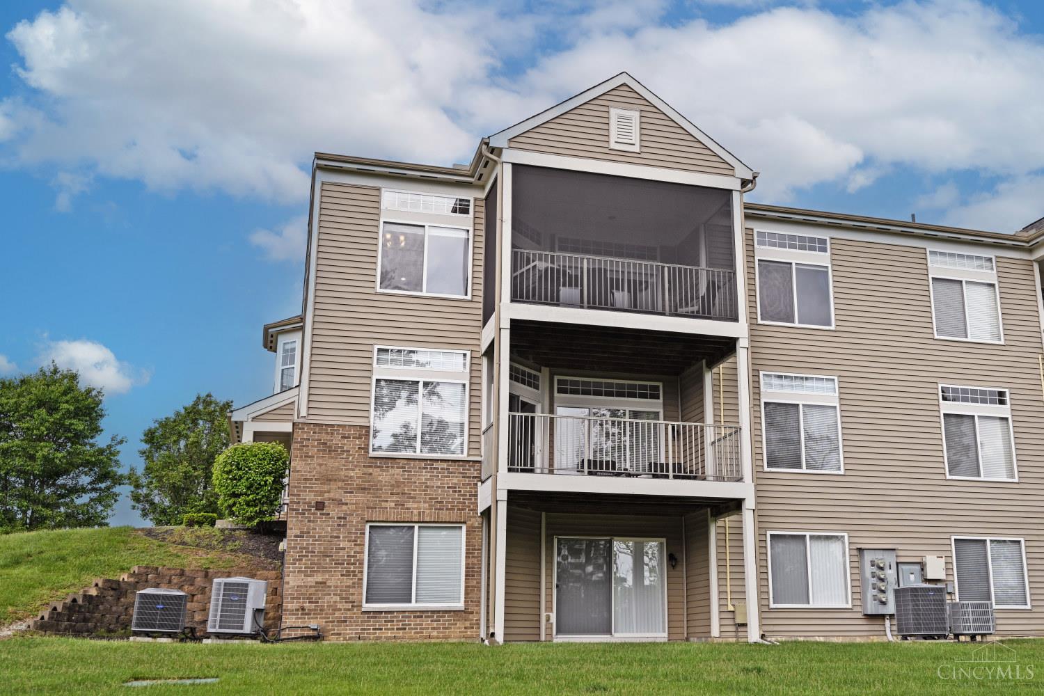 7302 Bridge Point Drive Cincinnati, OH 45248 - Photo 35 of 42