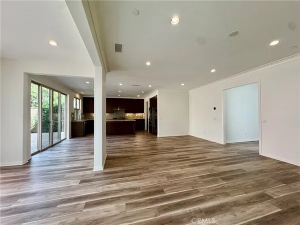 $6,450 | 51 Elmdale, Irvine, CA 92620