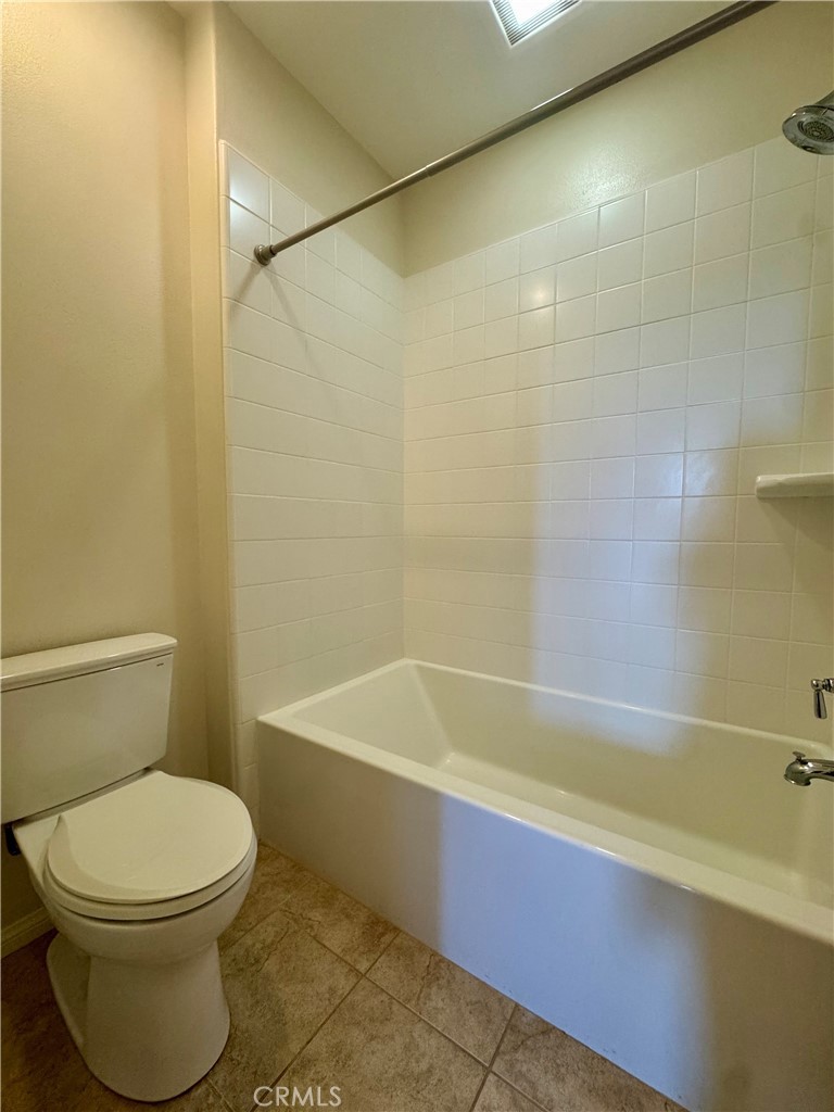 51 Elmdale Irvine, CA 92620 - Photo 33 of 41 a bathroom with a toilet a sink and a bathtub