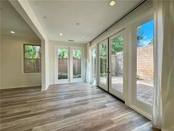 $6,450 | 51 Elmdale, Irvine, CA 92620
