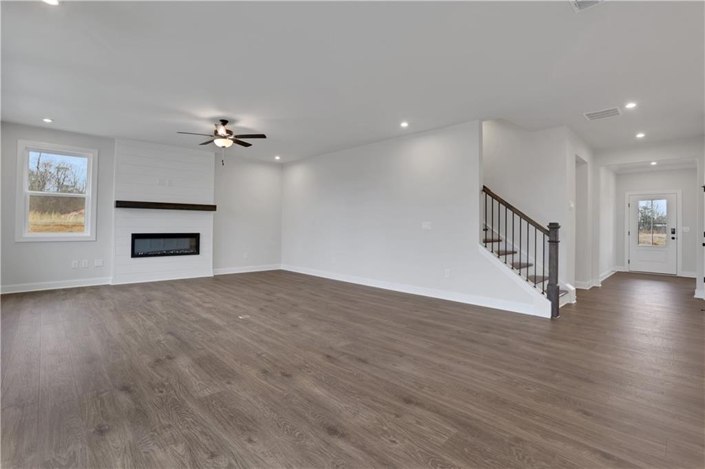 5970 Violet Lane Cumming, GA 30028 - Photo 8 of 42