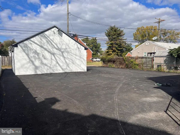 $1,750 | 6722 Brentwood Avenue, Unit 2, Dundalk, MD 21222