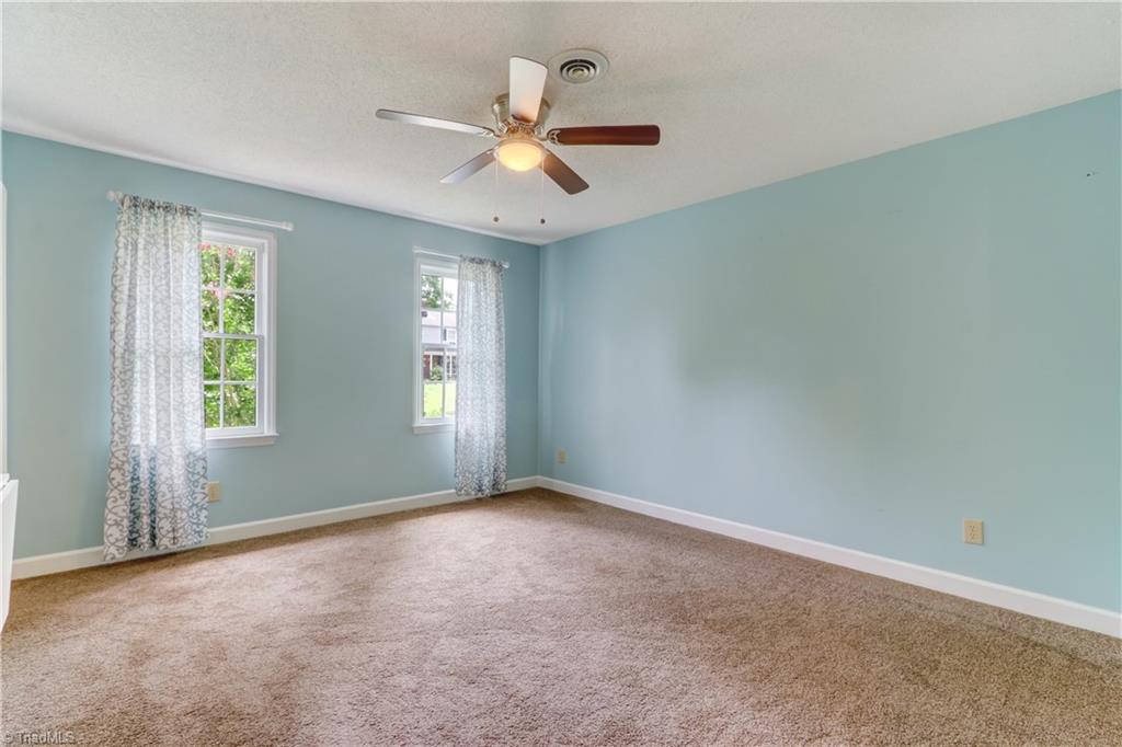 105 Royal Road Jamestown, NC 27282 - Photo 26 of 34 Gallery Image 26