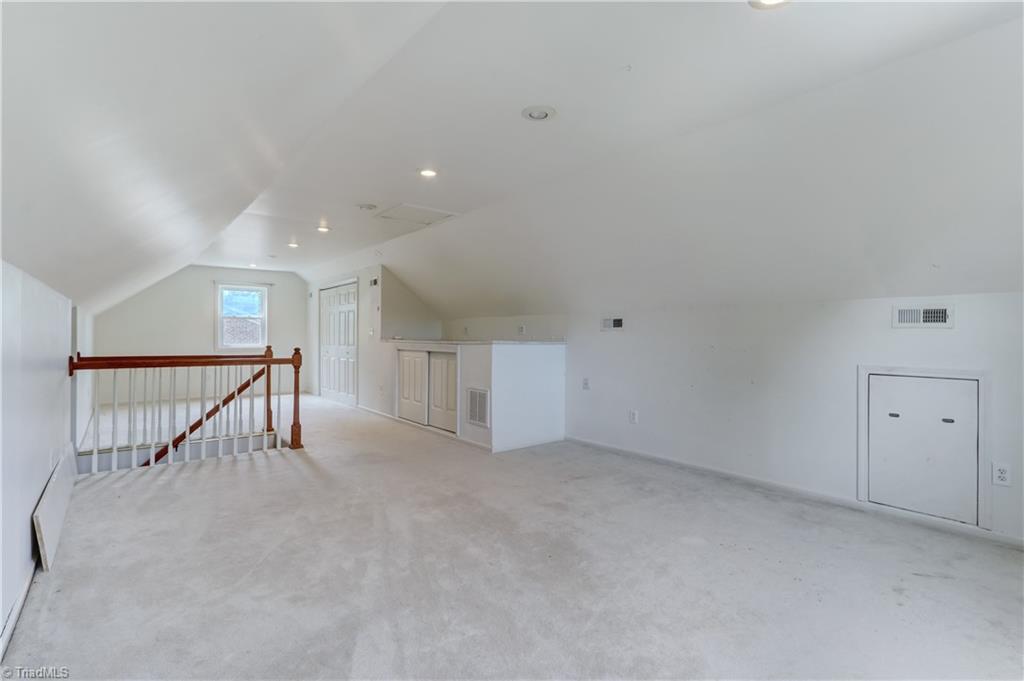 105 Royal Road Jamestown, NC 27282 - Photo 28 of 34 Gallery Image 28