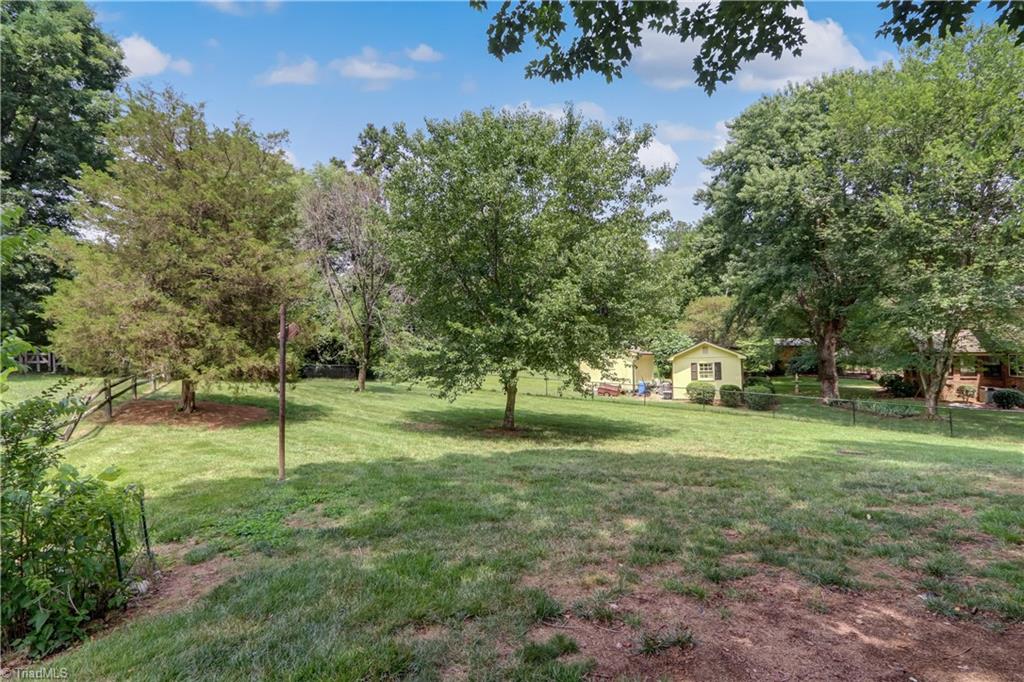 105 Royal Road Jamestown, NC 27282 - Photo 31 of 34 Gallery Image 31
