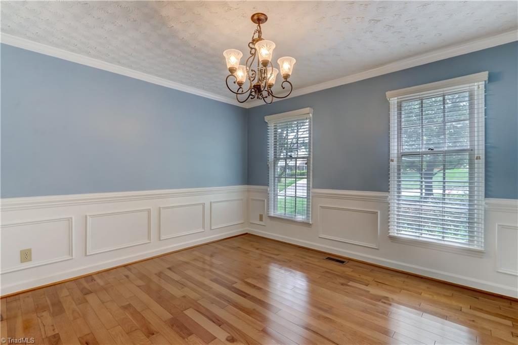 105 Royal Road Jamestown, NC 27282 - Photo 8 of 34 Gallery Image 8