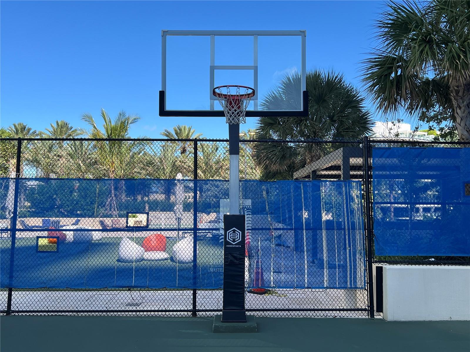 300 South Pointe Drive, Unit 2806 Miami Beach, FL 33139 - Photo 40 of 68 a view of a house with a patio