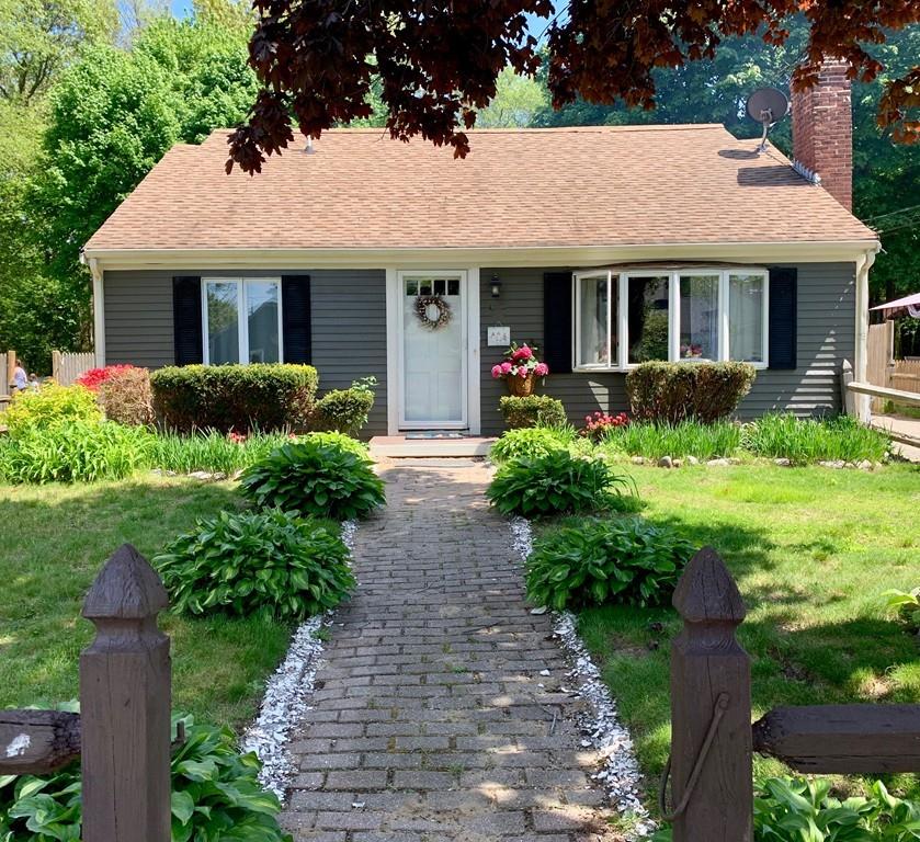 39 Irving Road Scituate, MA 02066 - Photo 1 of 27 Gallery Image 1