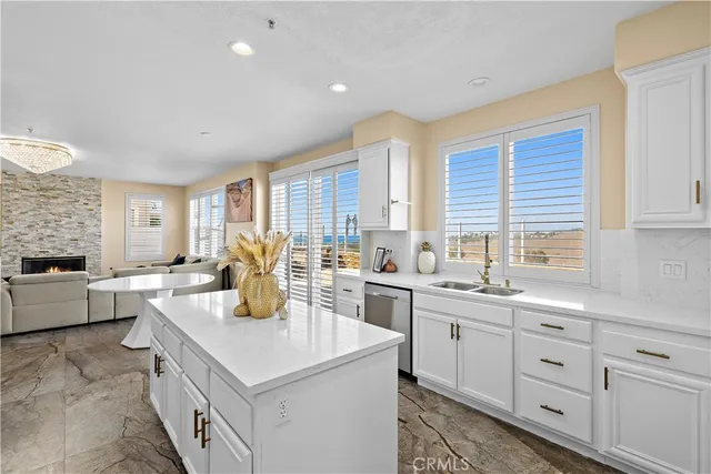 $1,999,999 | 2438 Calle Aquamarina, San Clemente, CA 92673