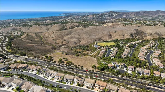 $1,985,000 | 2438 Calle Aquamarina, San Clemente, CA 92673