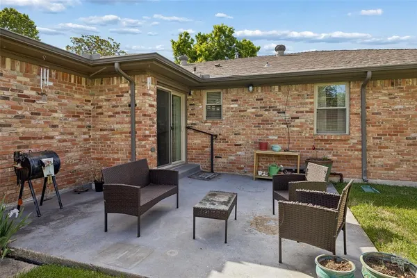 $439,000 | 8446 Sweetwood Drive, Dallas, TX 75228