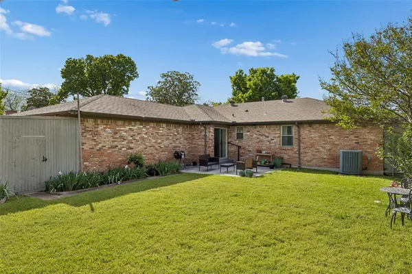 $439,000 | 8446 Sweetwood Drive, Dallas, TX 75228