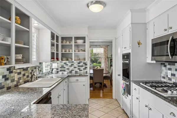 $439,000 | 8446 Sweetwood Drive, Dallas, TX 75228