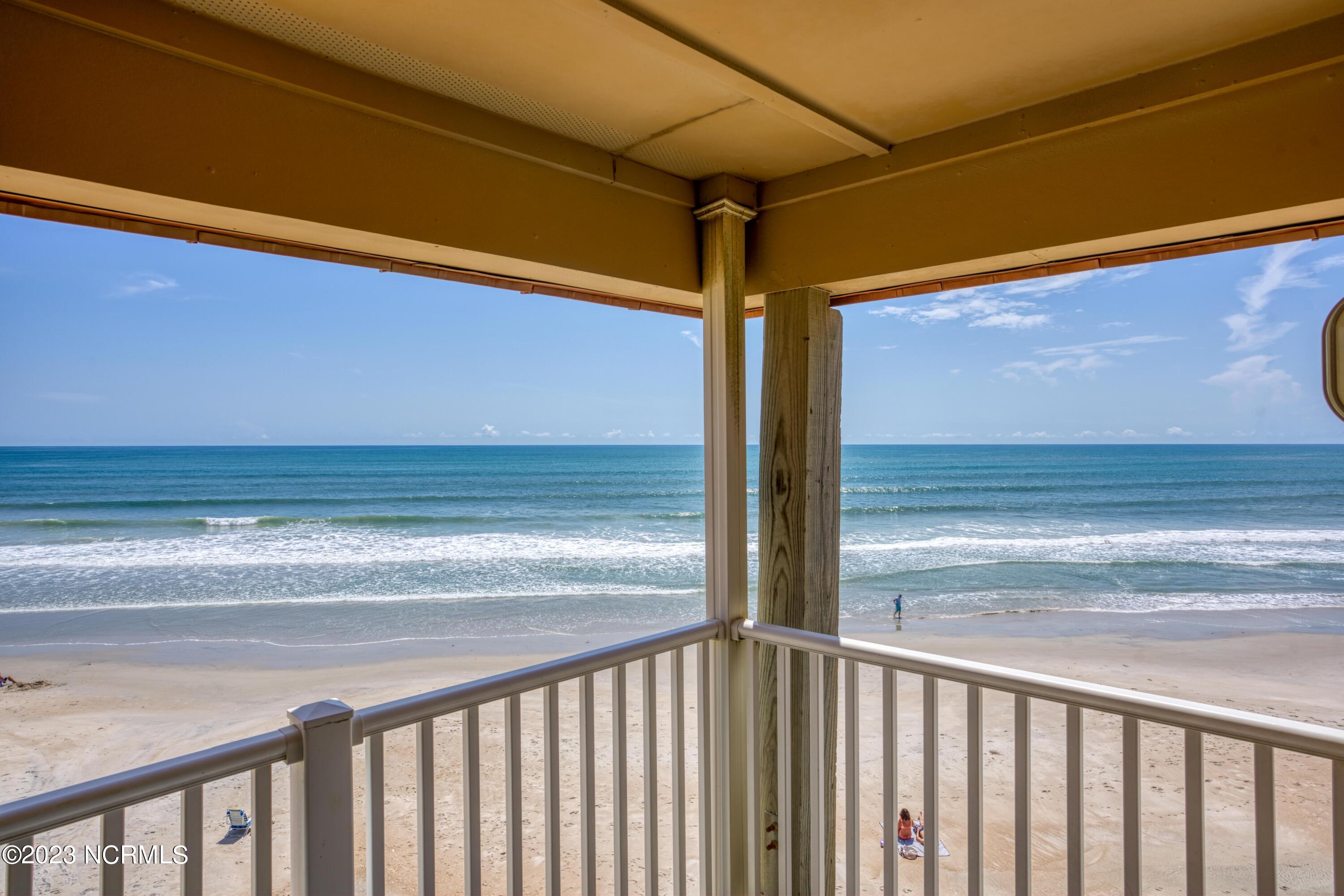 1822 New River Inlet Road North Topsail Beach, NC 28460 - Photo 16 of 20 1309 Topsail Dunes - Interiors_13
